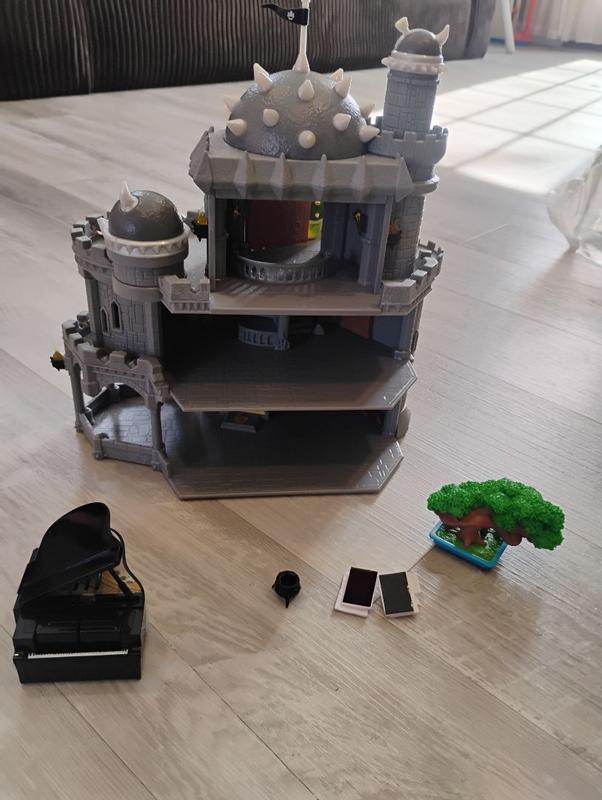 Customer carousel item 10.