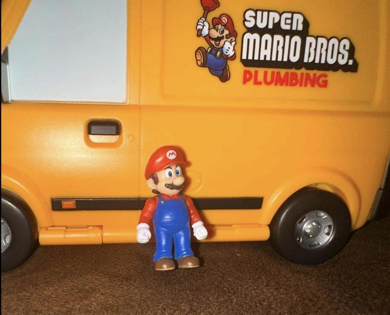 The Super Mario Bros. Movie – Van Playset With 1.25" Mini Mario Figure