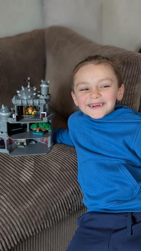 Customer carousel item 13.