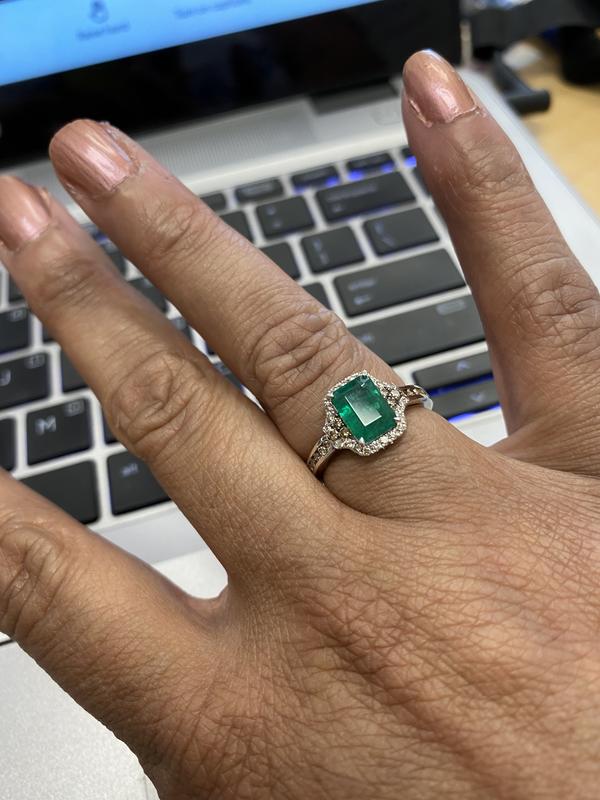 Levian emerald deals