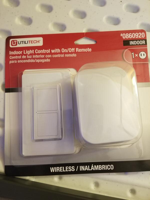 Utilitech Lighting Control Wireless Remote 1 Polarized Outlet - White - Each 54727-T1