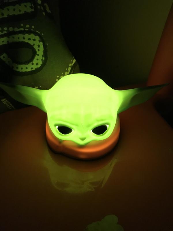 Glow in the dark 20oz baby Yoda