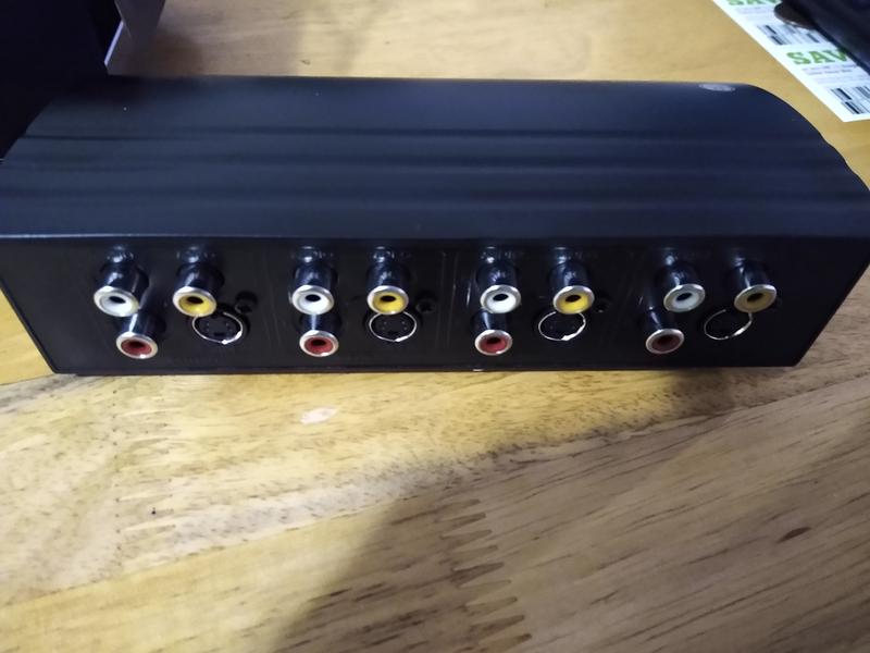 4Device Audio/Video Switch with RCA or SVideo Nepal Ubuy