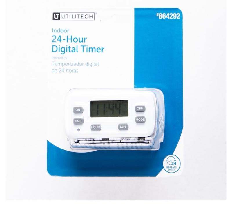 Utilitech 15-Amps 120-volt Plug-in Lighting Timer 78468 at Lowes.com