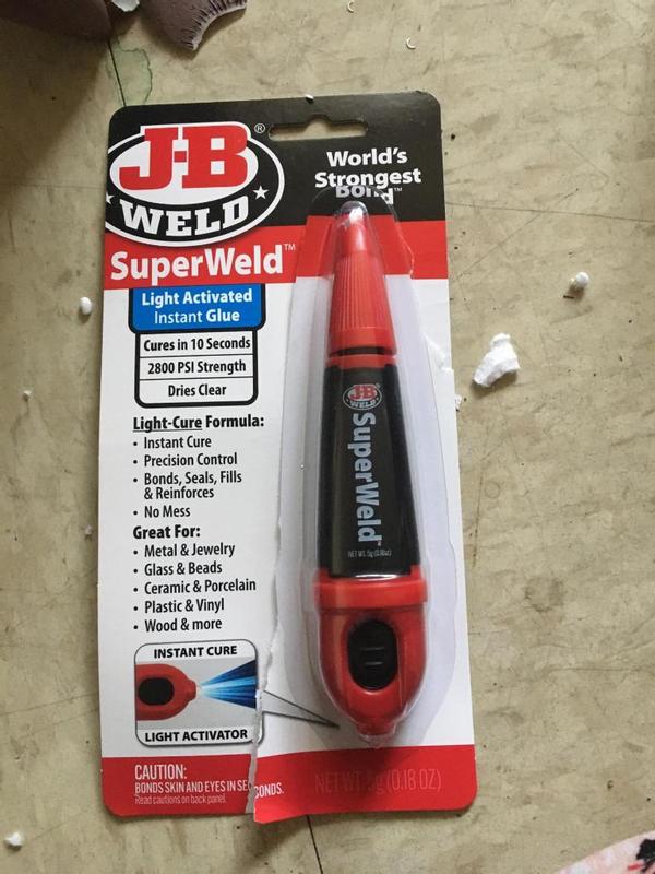 J-B WELD SuperWeld Light Activated Glue - 5-gram Liquid Super Glue for  Interior/Exterior Use in the Super Glue department at