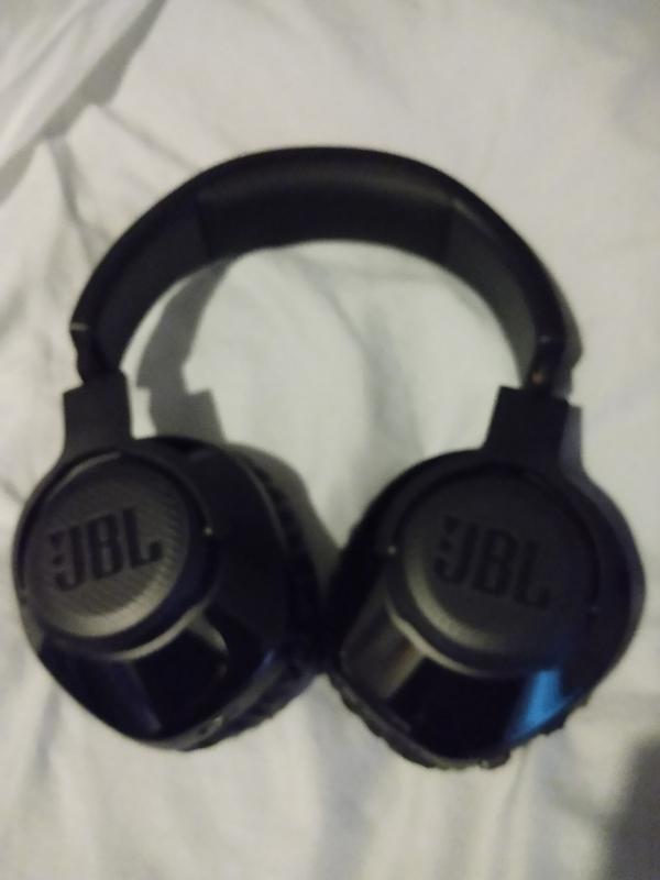 Nice design, love the all black color