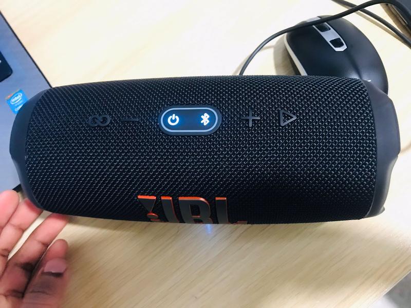 Enceinte Bluetooth JBL Charge 5, Étanche IP67 + Powerbank intégré -  Autonomie 20H - Rose - Français