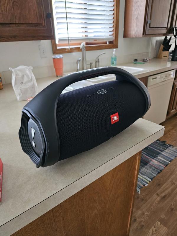 JBL Boombox 2 review