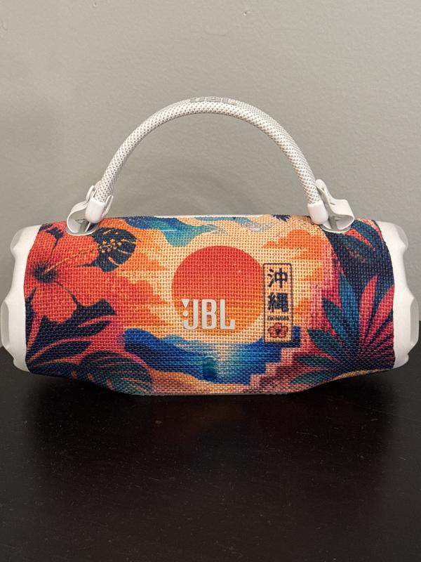 Customer carousel item 4.