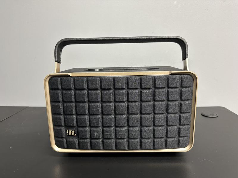 JBL Authentics: Altavoces inalámbricos inteligentes estilo retro