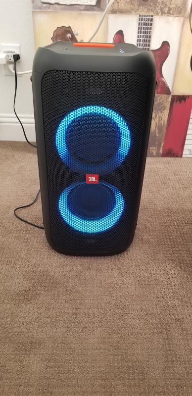 JBL PartyBox 100 | Powerful portable Bluetooth party speaker with 