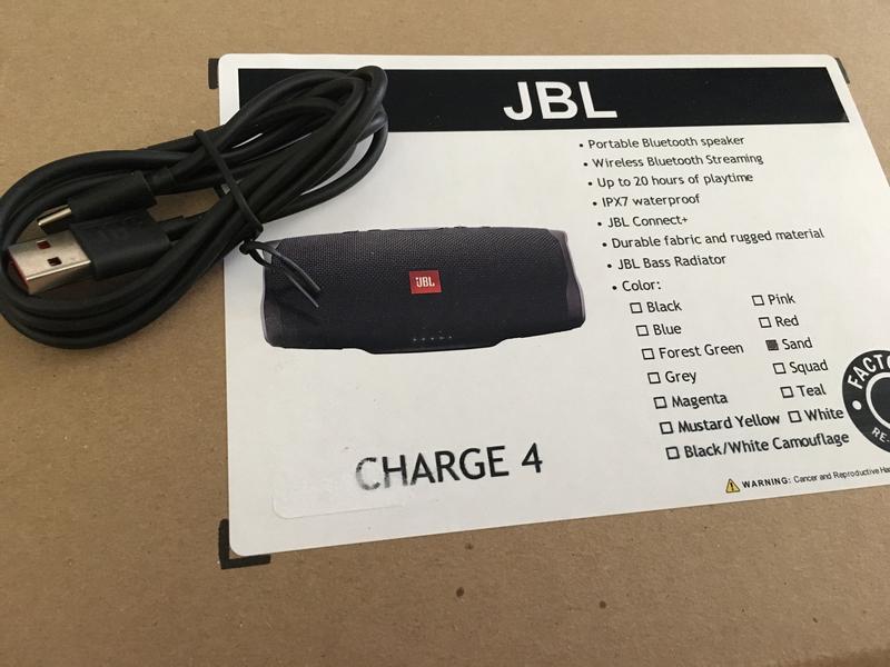 JBL Charge 4 - Portable Bluetooth Speaker with built-in