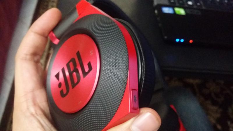 Synchros E50BT | Bluetooth®, around-ear wireless headphones with