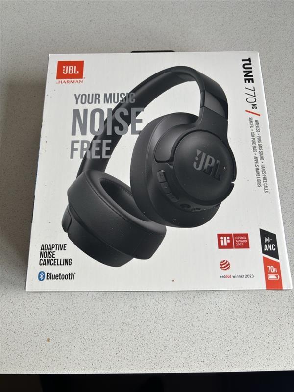 Amazon | XANAD ハードケース JBL LiveまたはTuneヘッドフォンに