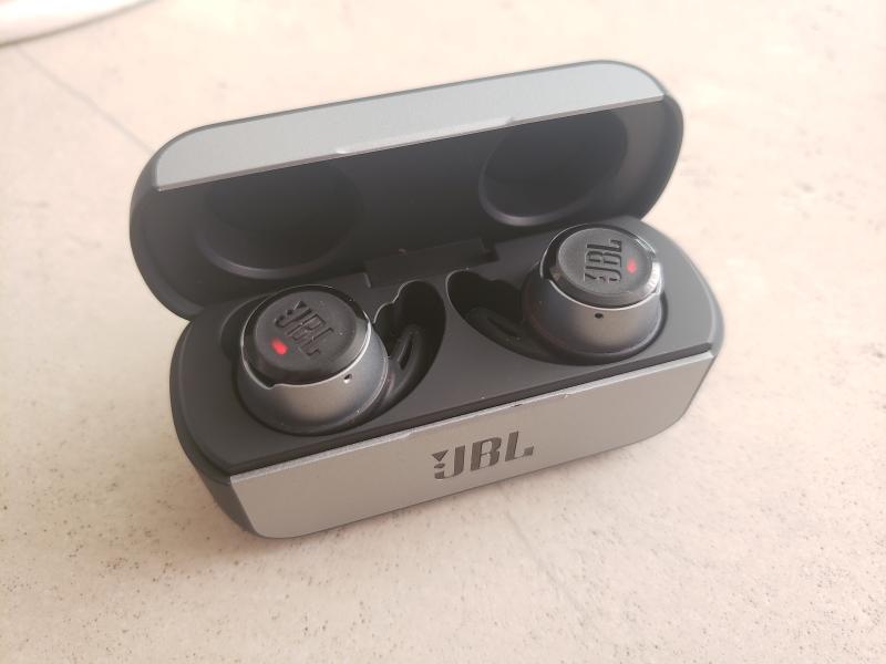 Jbl reflect flow online buttons