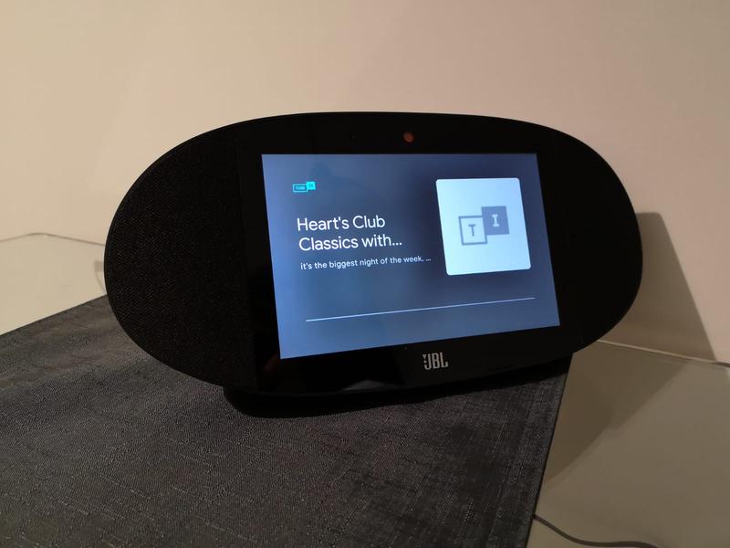 Jbl smart best sale speaker with screen