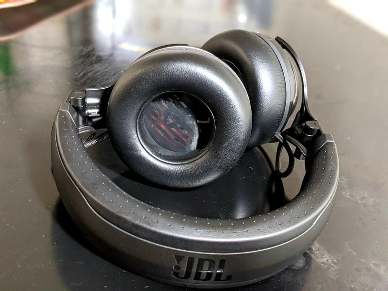 JBL Wireless Headphones 2023: JBL Club 700BT 70% Off Discount