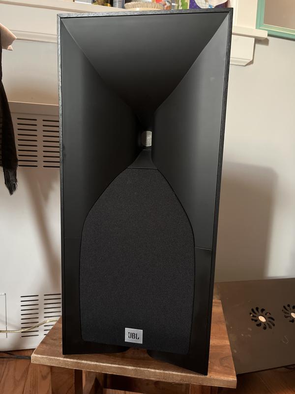 Studio 530 | Professional-quality 125-watt Bookshelf Speakers