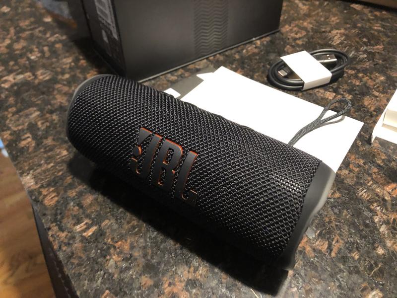 JBL Flip 6  Portable Waterproof Speaker