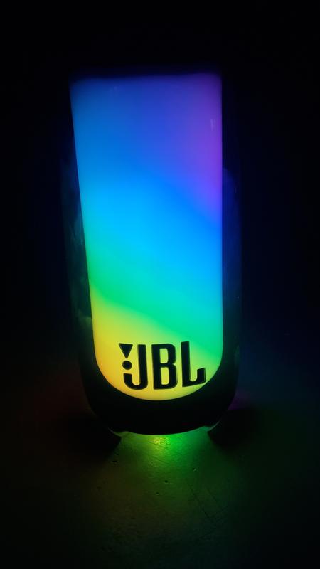 Parlante JBL Pulse 5 PartyBoost Sonido y Luces 360º Batería Recargable  Resistencia al Agua y Polvo IP67, oferta LOi.