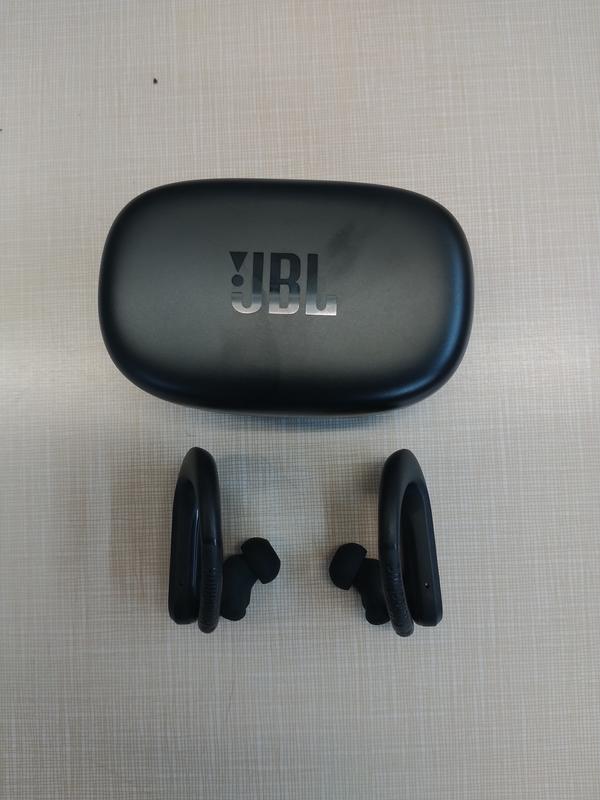 Peak True Meijer Sport Black JBL | Endurance Earhook Wireless Earbuds- 3