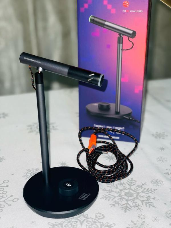 Customer photo for "Very flexible and light weight product"