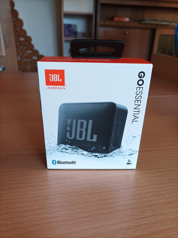 New JBL GO ESSENTIAL Portable Bluetooth Speaker JBLGESBLKAM IPX7 5Hours Play