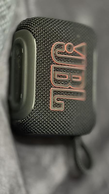 Customer carousel item 6.