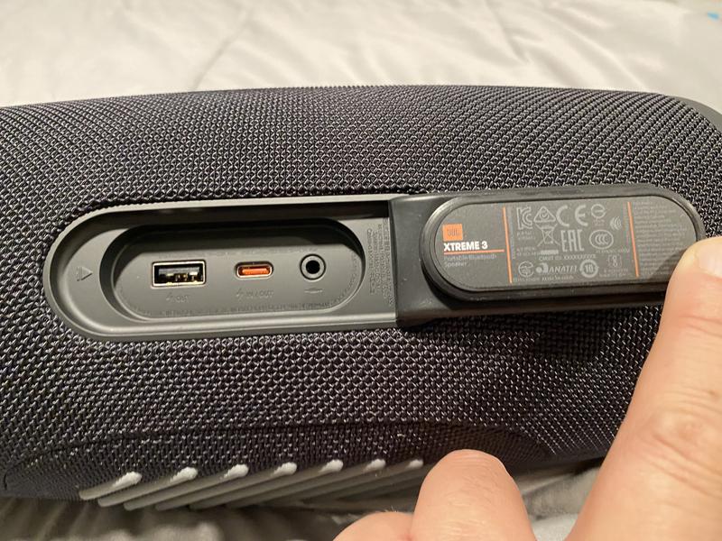 Jbl xtreme not holding hot sale charge