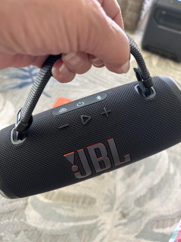 Powerful Bluetooth, handle for easy carry