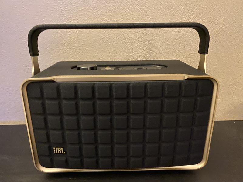 JBL Authentics 300 Wireless Smart Home Wi-Fi Speaker w/handle 100