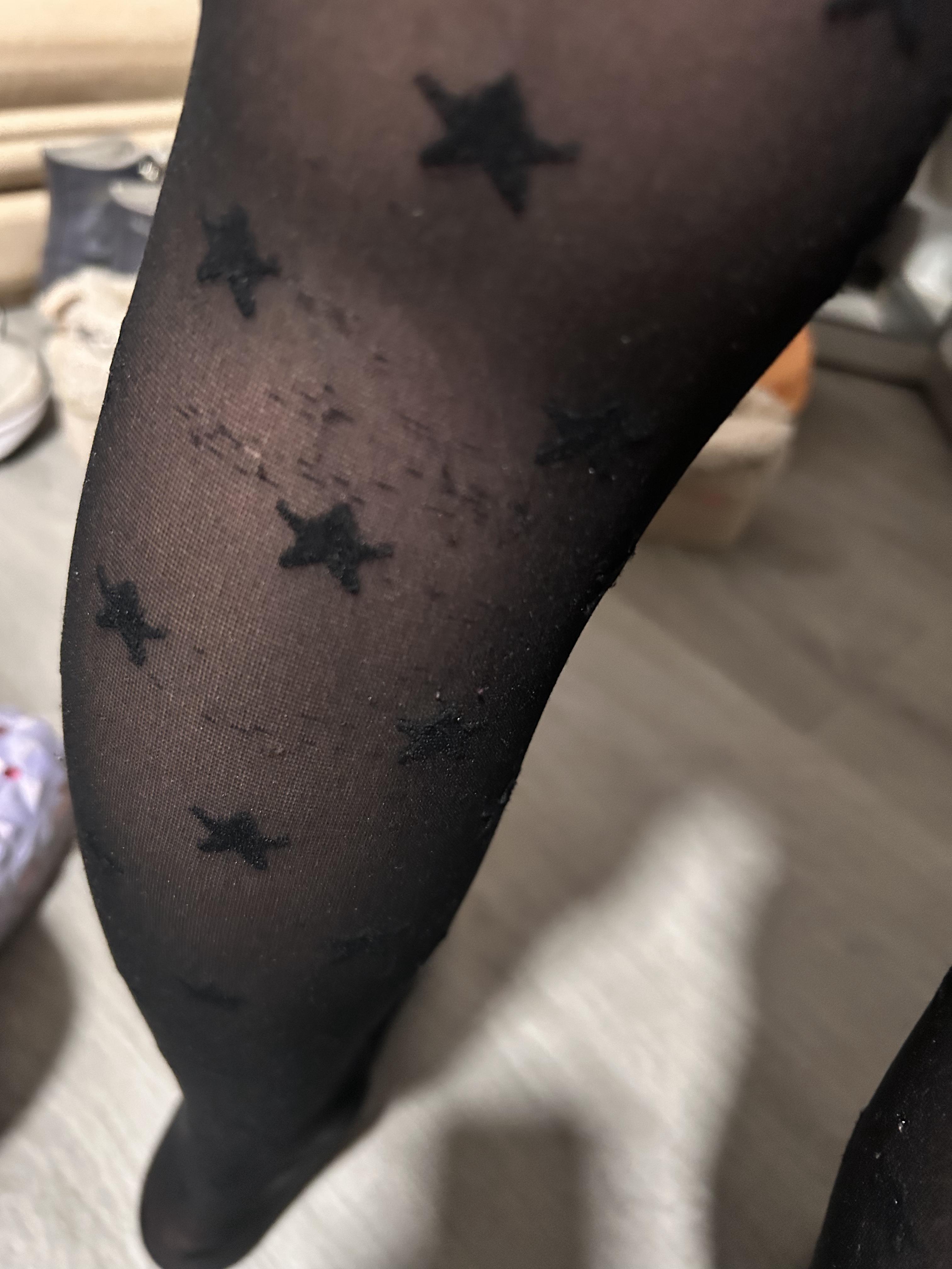 Girls' sheer heart tights
