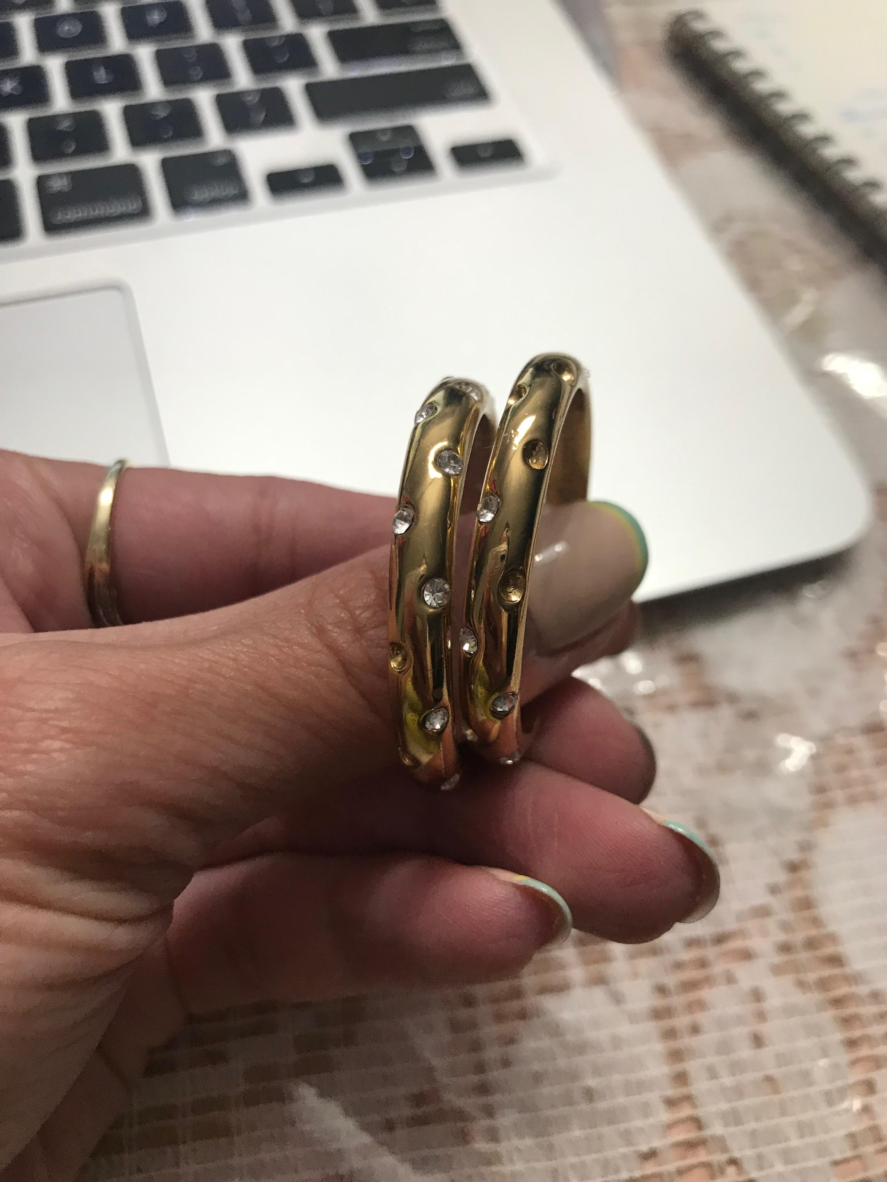 トップス lui_jewelry knit08 brown 楽天市場】TOM WOOD トムウッド Chunky Hoops Medium Earrings