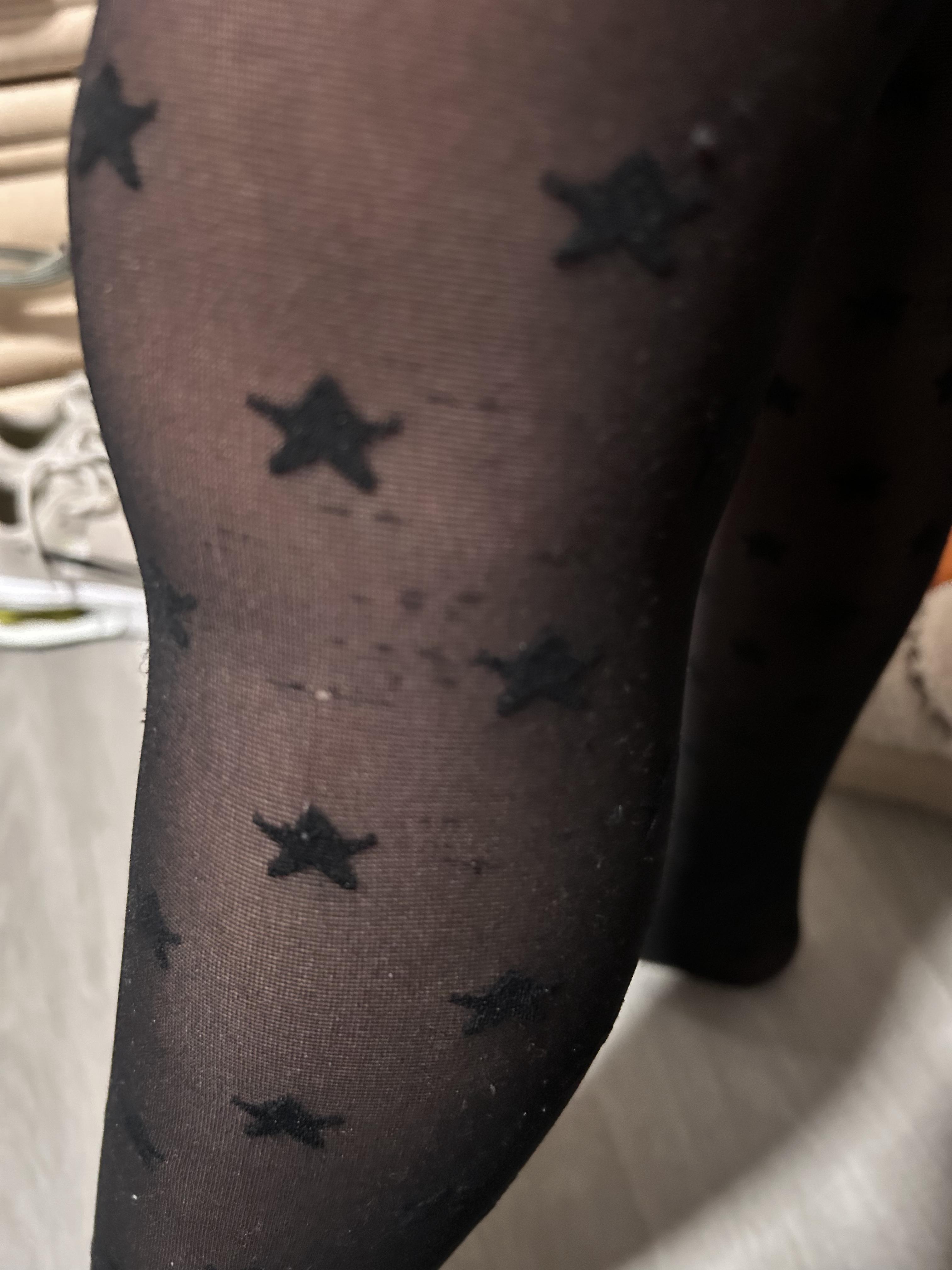 Girls' sheer heart tights