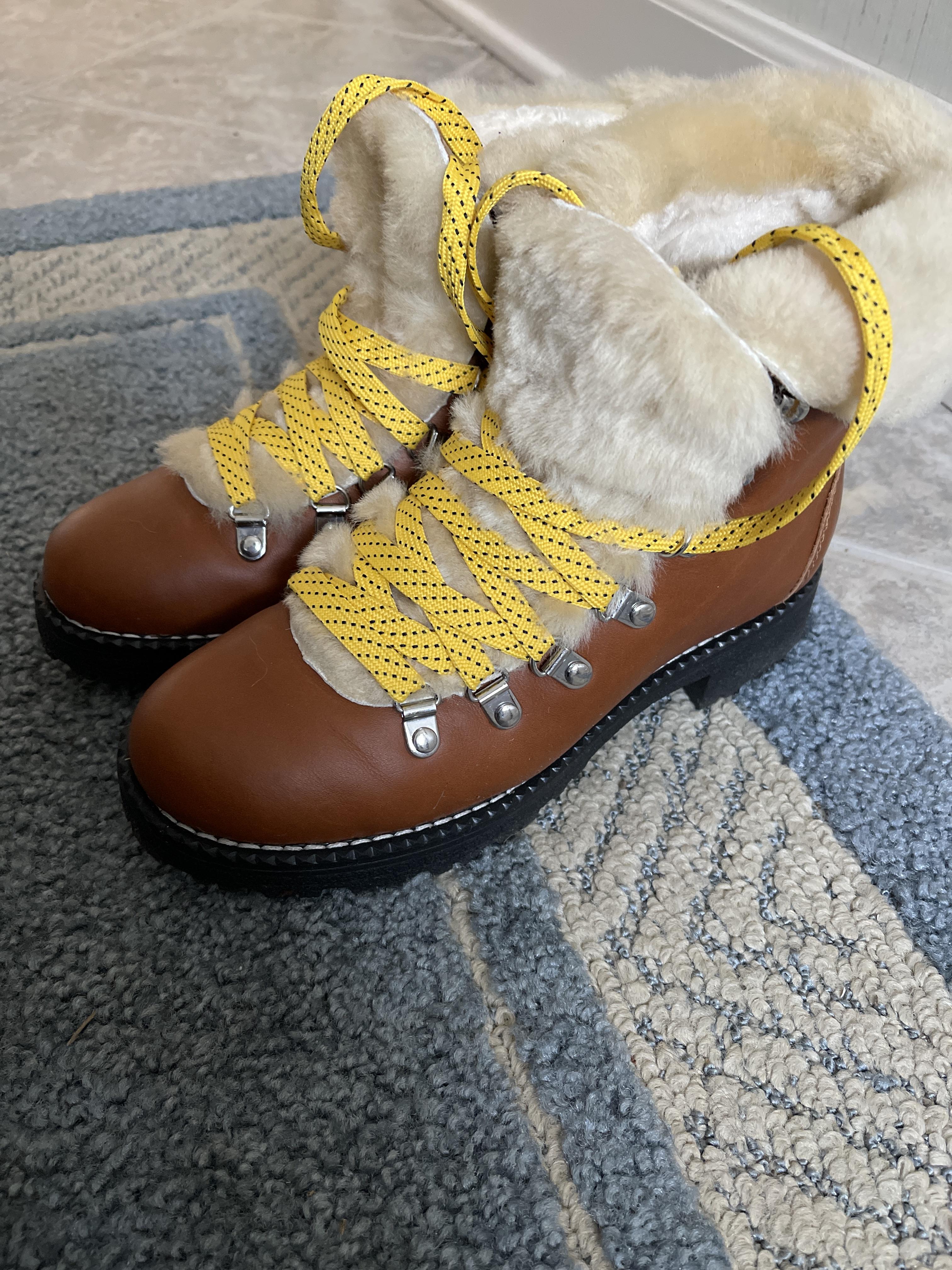 Nordic genuine shearling cuff winter outlet boot