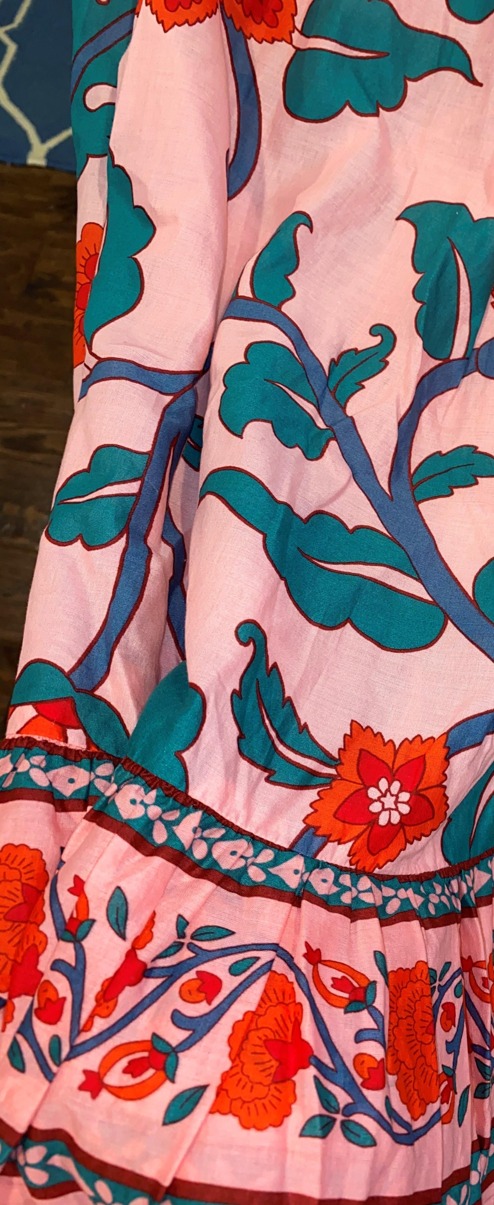 Tシャツ・カットソー Undermycar ANTIQUE FLORAL PINNED BUILT TO RETURN VT TF5D0081 Floral Tie Banded Bottom Faux Wrap Top | Express