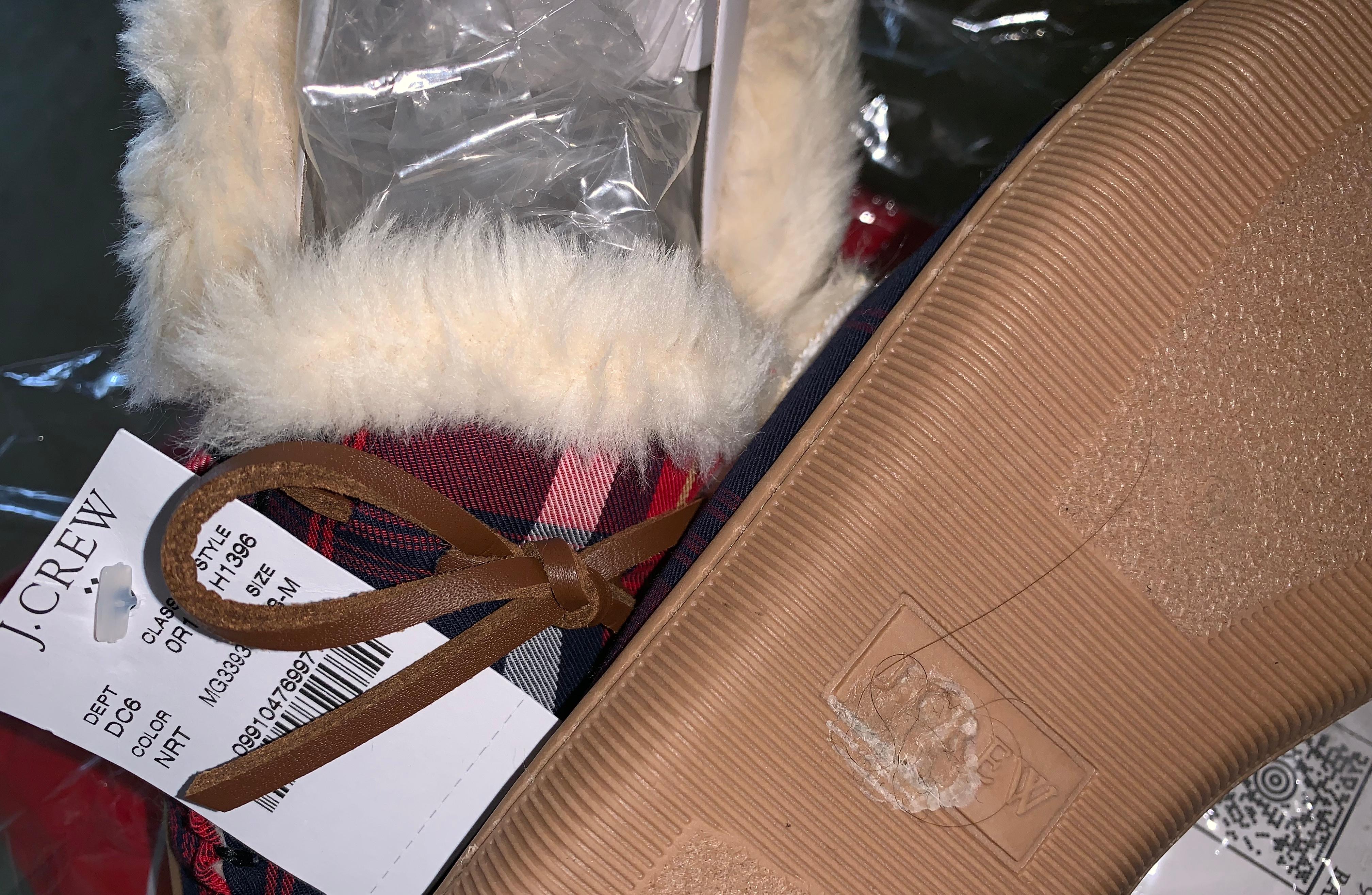 フラットシューズ Golden  Moccasin Metallic Gold Faux Suede And Shearling Moccasin Slippers For