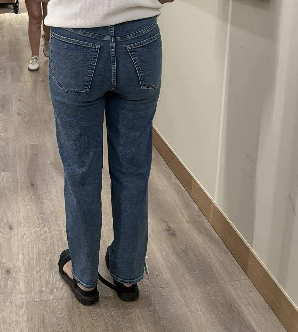 Petite slim-wide leg ecru jean in all-day stretch