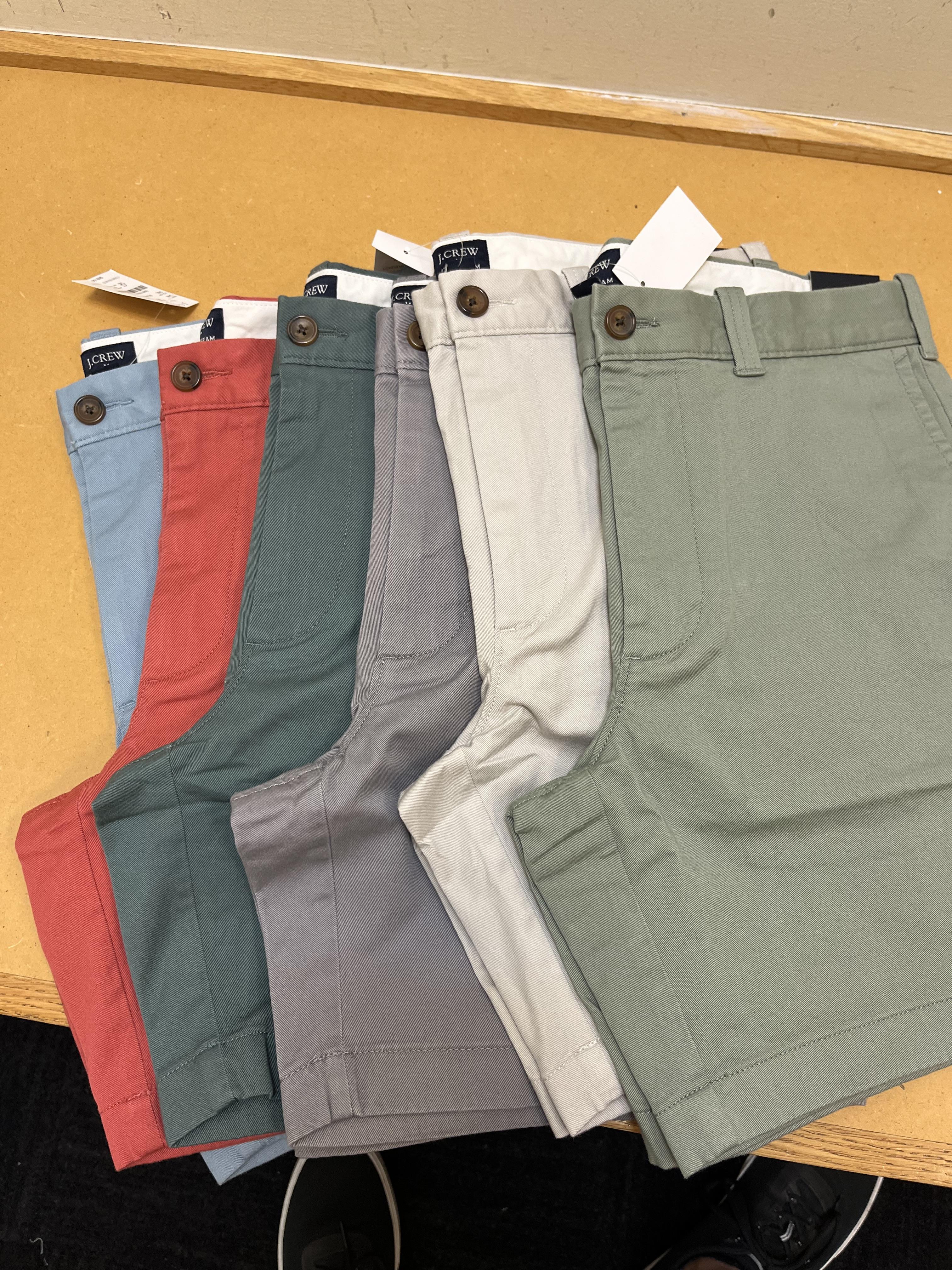 7" flex chino short