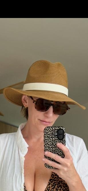 Packable straw hat