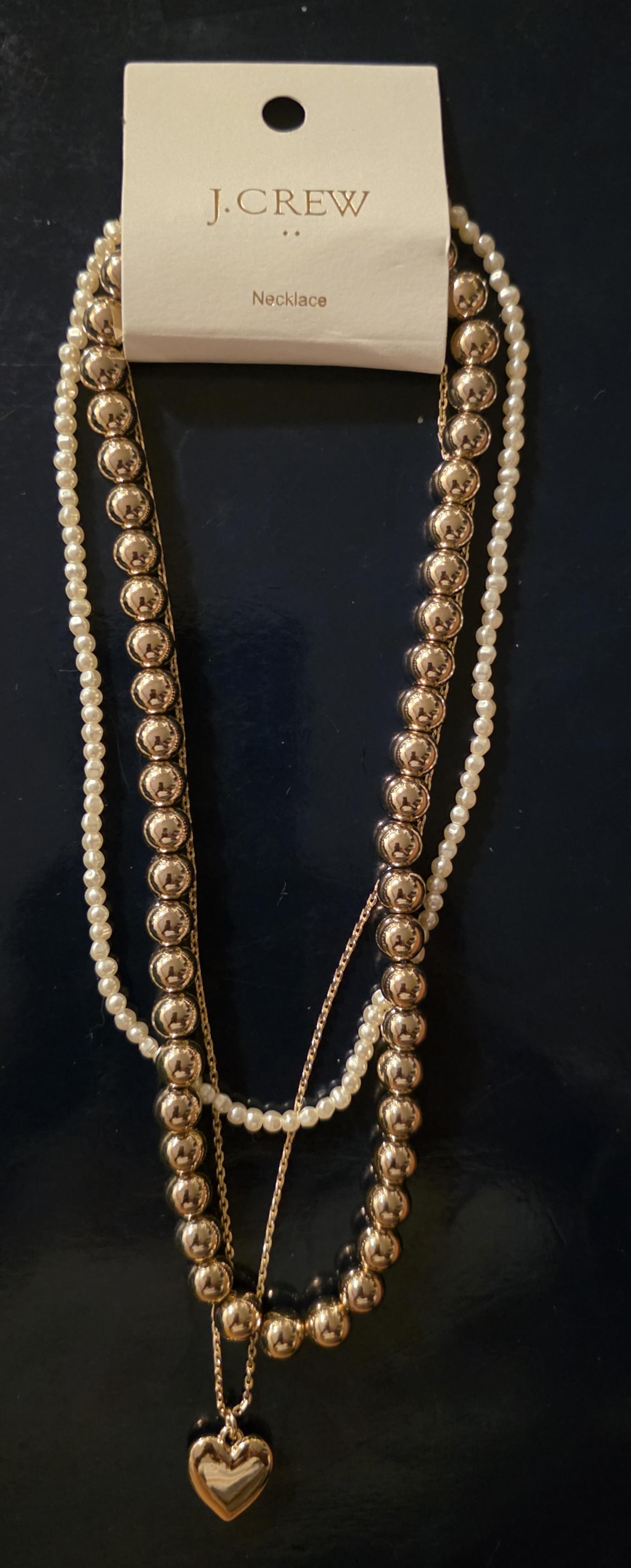 Triple-chain heart pendant necklace