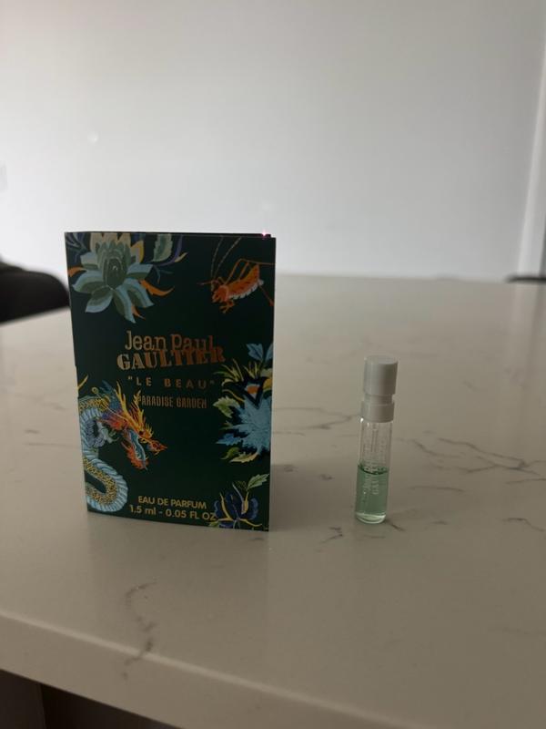Customer carousel item 3.