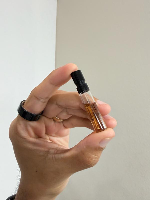 Customer carousel item 11.