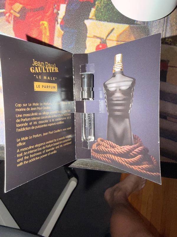 Customer carousel item 4.