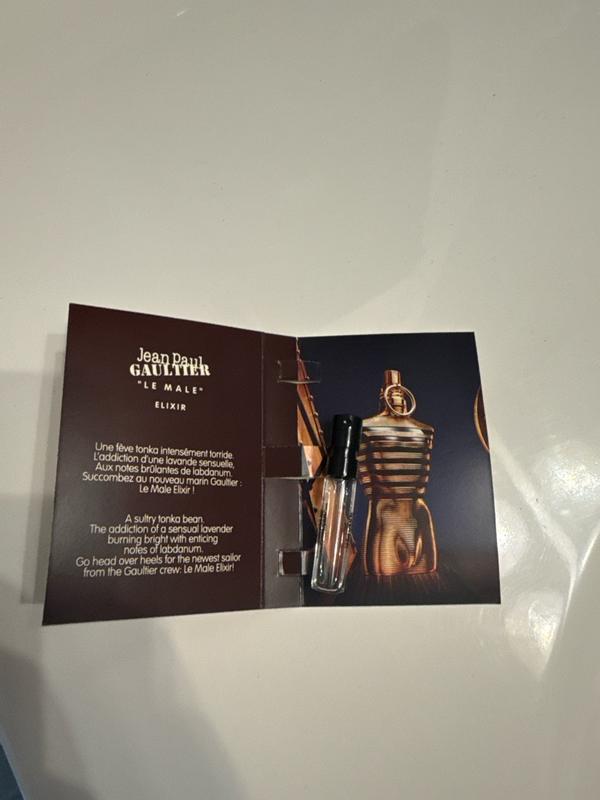 Customer photo for "Strong Winter Scent"