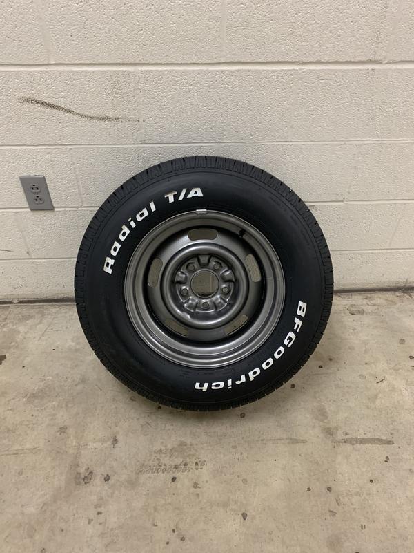 Radial T/A Tire P225/70R15 - JEGS