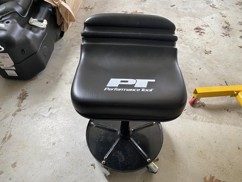 JEGS Tractor Mechanics Seat | Adjustable Height From Togo