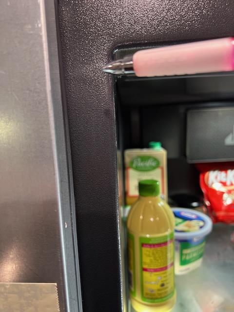 Image 4 of 4