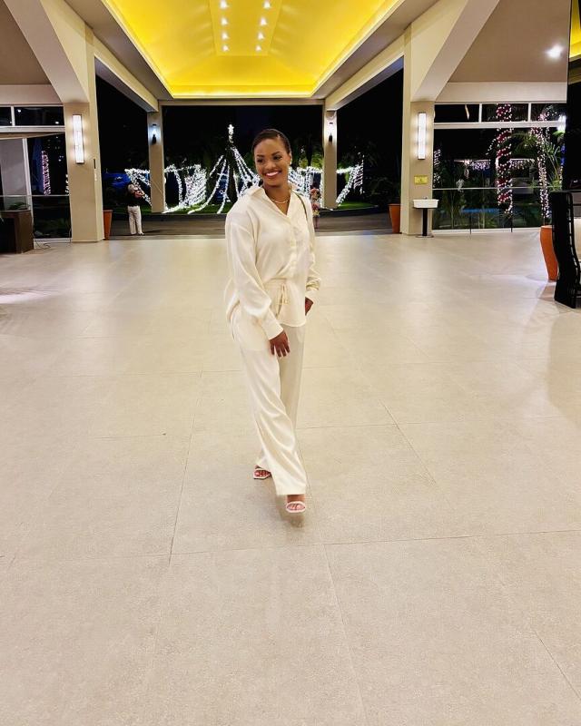 Review Thumbnail Image 0 248817518