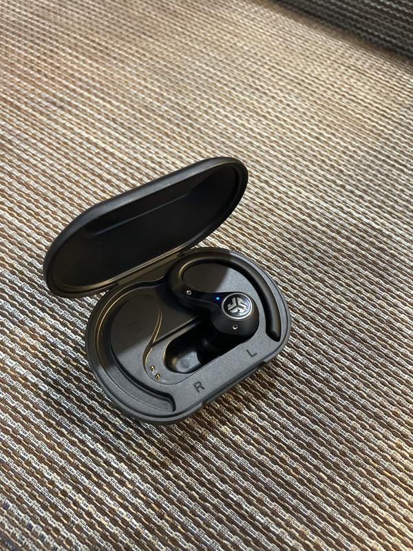 Great fit - does not fall out